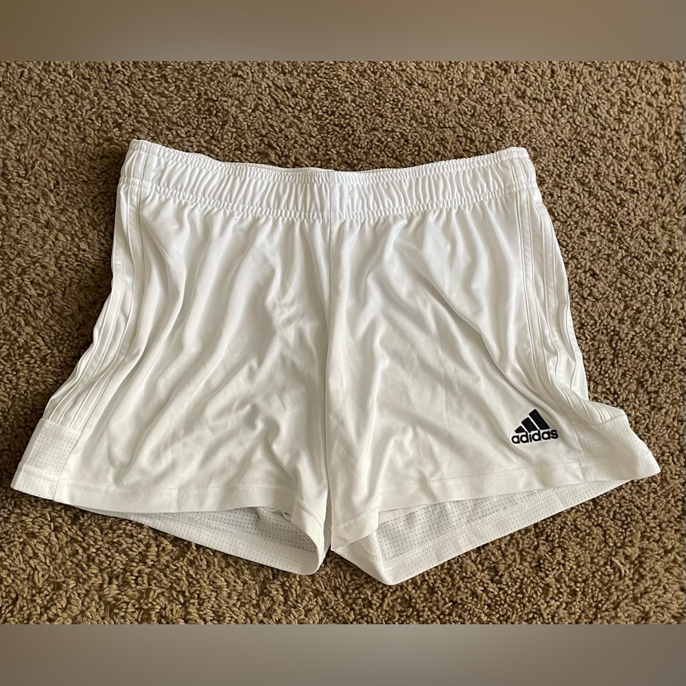 NWOT Adidas AeroReady shorts